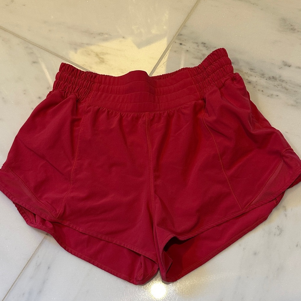 lululemon Hotty Hot High Rise 2.5, size 4
